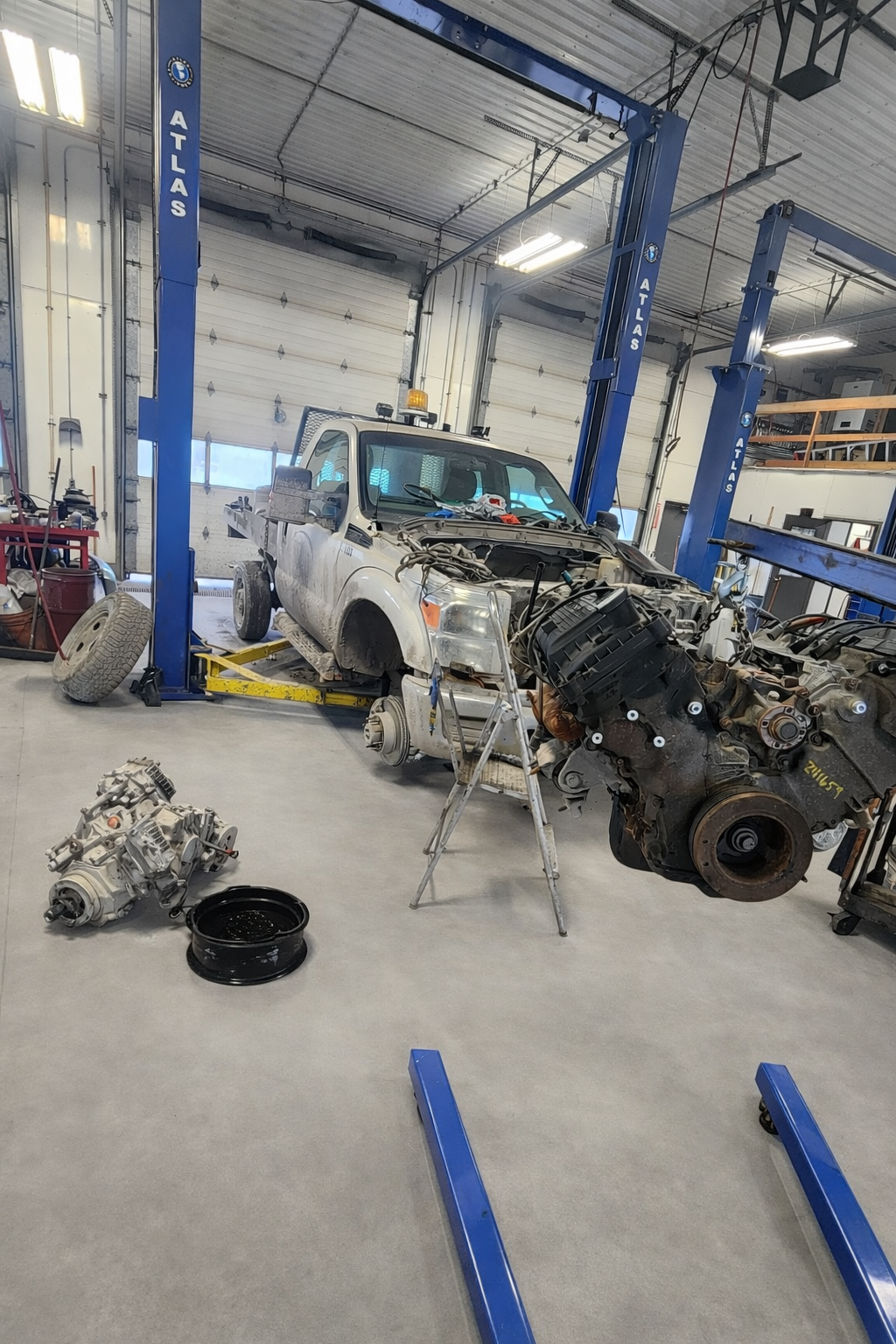 Vehicle engine replacement service