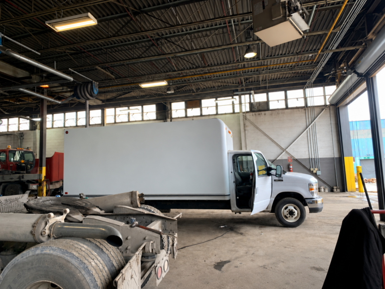 Mobile wash truck